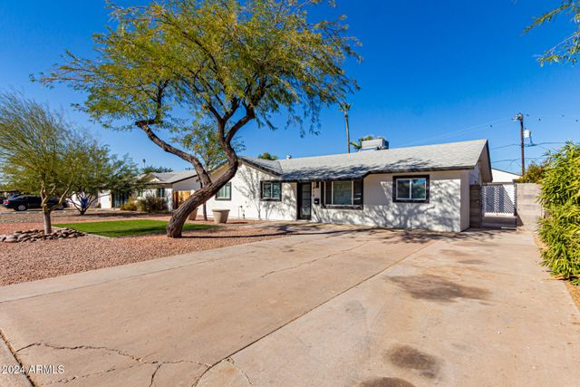 818 W Elna Rae Street, Tempe, AZ 85281