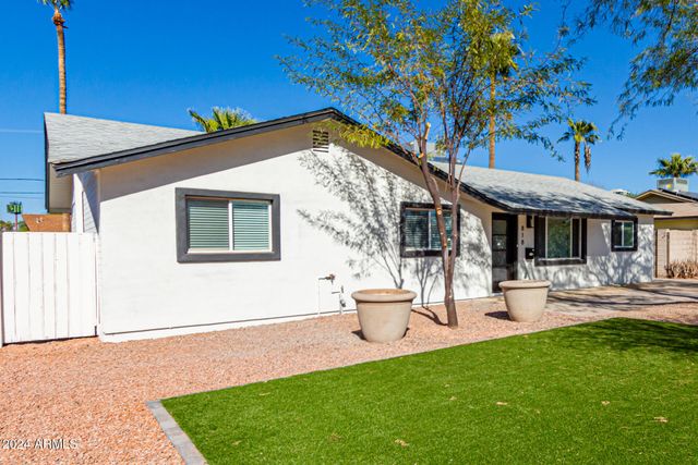 818 W Elna Rae Street, Tempe, AZ 85281
