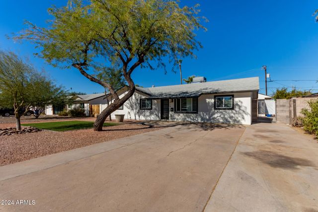 818 W Elna Rae Street, Tempe, AZ 85281