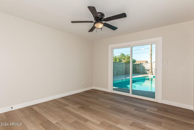 818 W Elna Rae Street, Tempe, AZ 85281