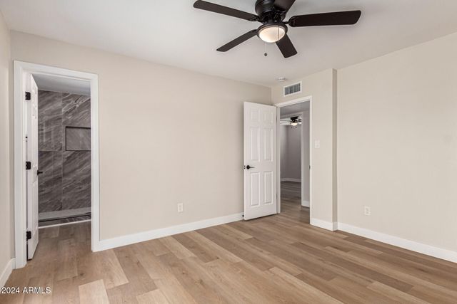 818 W Elna Rae Street, Tempe, AZ 85281