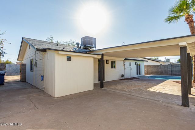 818 W Elna Rae Street, Tempe, AZ 85281