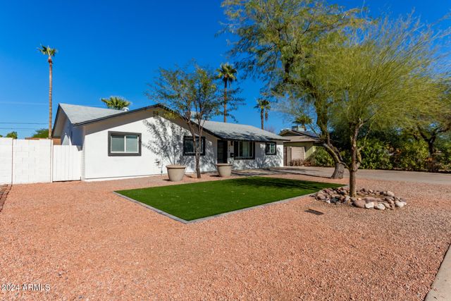818 W Elna Rae Street, Tempe, AZ 85281