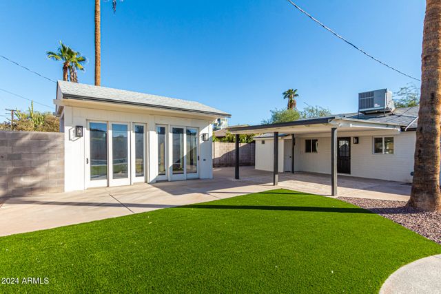 818 W Elna Rae Street, Tempe, AZ 85281