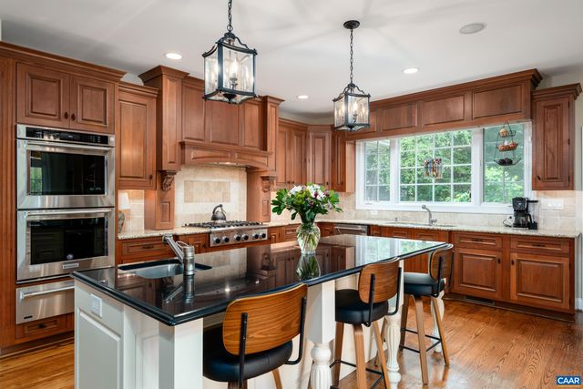 3076 DARBY RD, Keswick, VA 22947