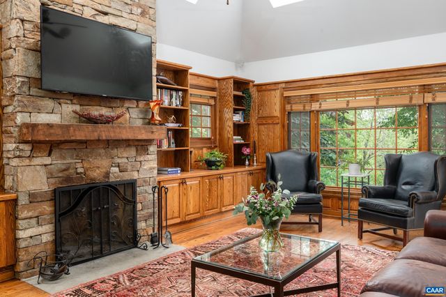 3076 DARBY RD, Keswick, VA 22947