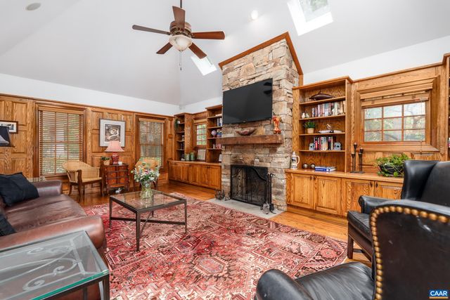 3076 DARBY RD, Keswick, VA 22947