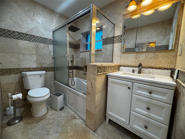 4250 NW 9th Court, Coconut Creek, FL 33066