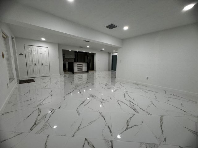 4250 NW 9th Court, Coconut Creek, FL 33066