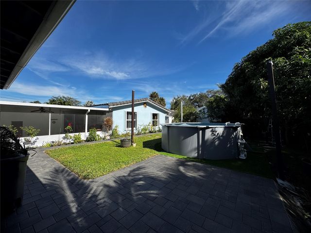 4250 NW 9th Court, Coconut Creek, FL 33066