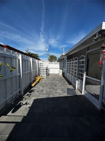 4250 NW 9th Court, Coconut Creek, FL 33066