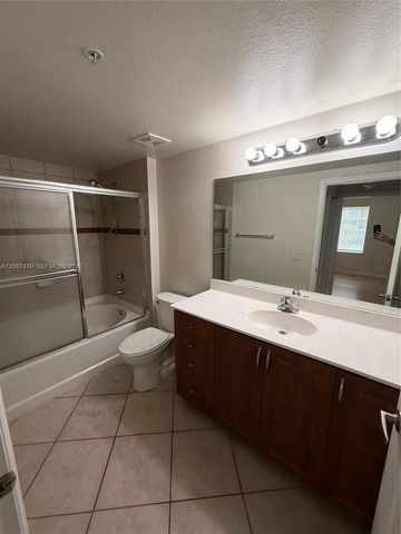 6492 Emerald Dunes Drive 107, West Palm Beach, FL 33411