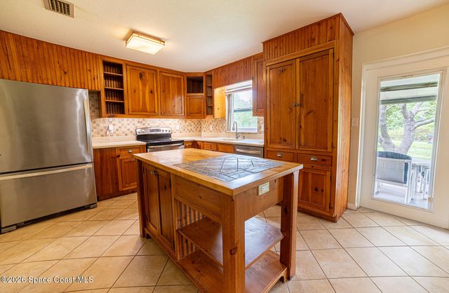 4040 Raney Road, Titusville, FL 32780