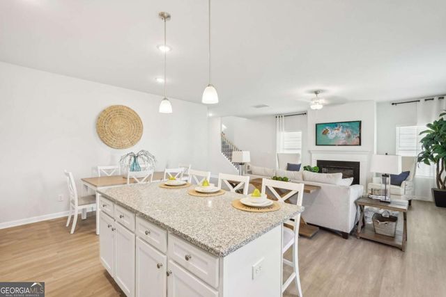 3033 Viewpark Circle, Conyers, GA 30013