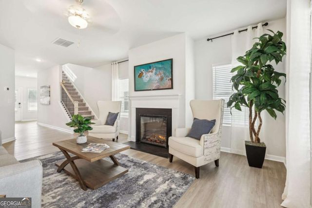 3033 Viewpark Circle, Conyers, GA 30013