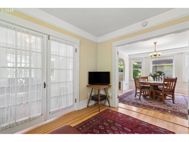 2525 Ne 50TH Ave, Portland, OR 97213