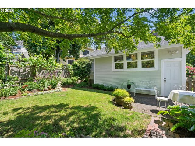 2525 Ne 50TH Ave, Portland, OR 97213