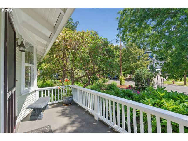 2525 Ne 50TH Ave, Portland, OR 97213