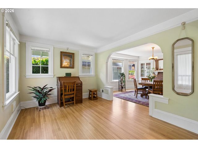 2525 Ne 50TH Ave, Portland, OR 97213