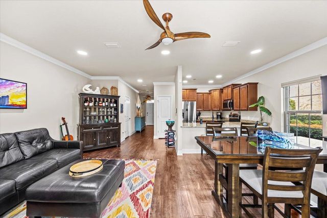 8837 Brown Pelican Circle, Navarre, FL 32566