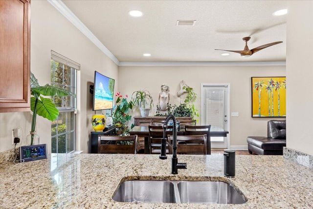 8837 Brown Pelican Circle, Navarre, FL 32566