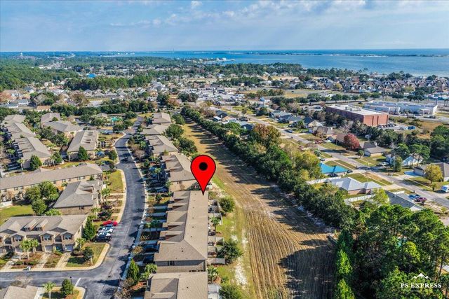 8837 Brown Pelican Circle, Navarre, FL 32566