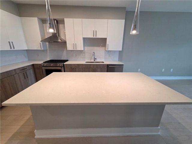 775 Juniper Street NE 608, Atlanta, GA 30308