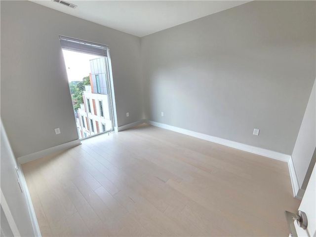 775 Juniper Street NE 608, Atlanta, GA 30308