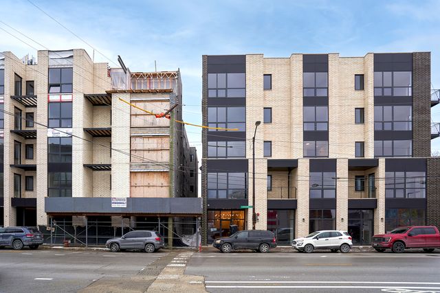 451 E Pershing Avenue 301, Chicago, IL 60653
