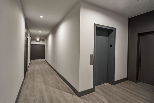 451 E Pershing Avenue 301, Chicago, IL 60653