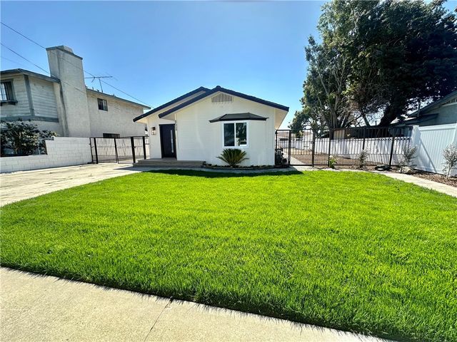 8508 Ramona, Bellflower, CA 90706