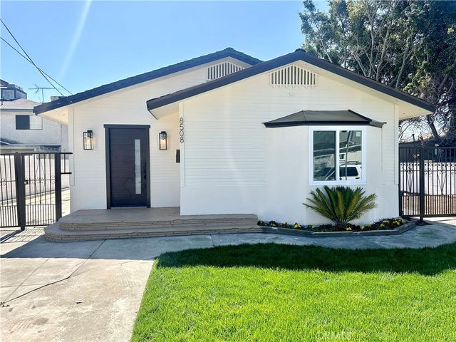 8508 Ramona, Bellflower, CA 90706