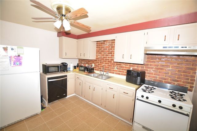 204 Lee Ave, Ross Twp, PA 15237