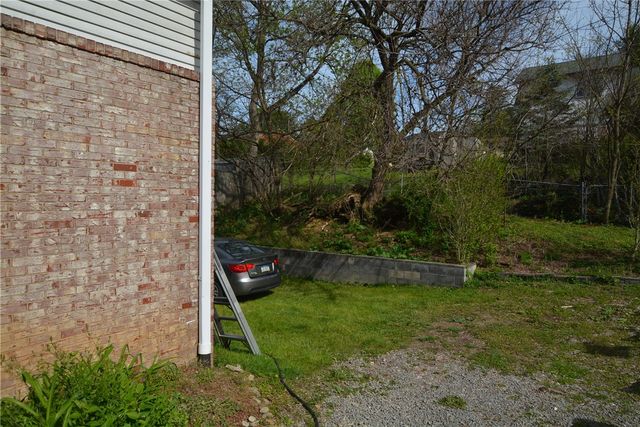 204 Lee Ave, Ross Twp, PA 15237