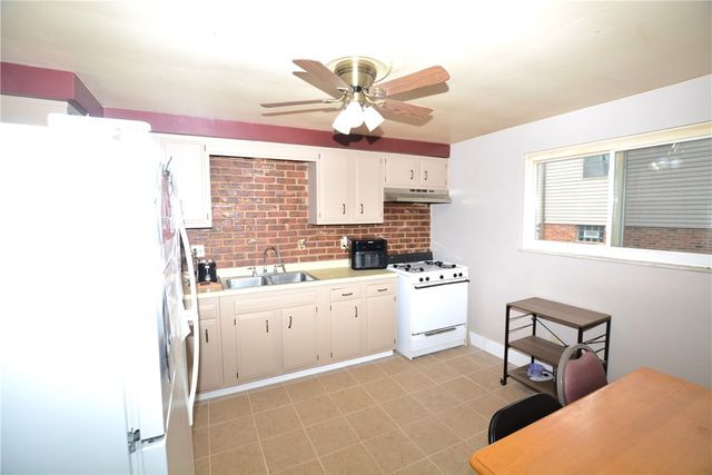 204 Lee Ave, Ross Twp, PA 15237