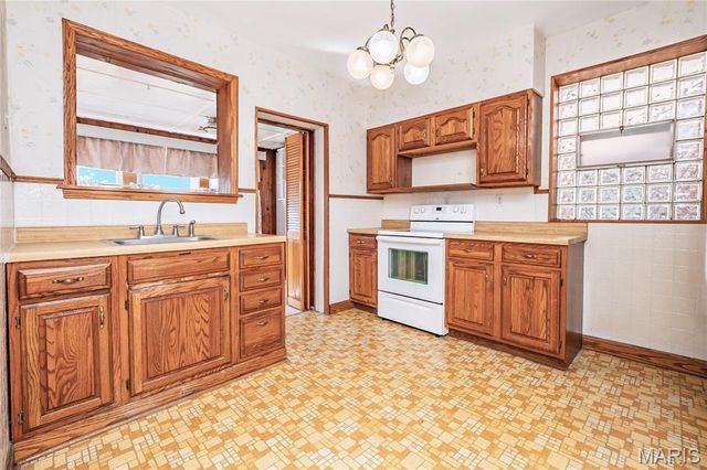 5418 Milentz Avenue, St Louis, MO 63109