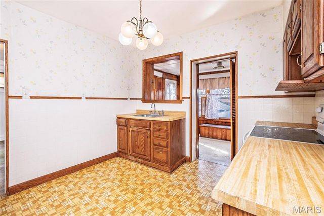 5418 Milentz Avenue, St Louis, MO 63109