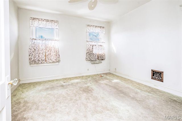 5418 Milentz Avenue, St Louis, MO 63109