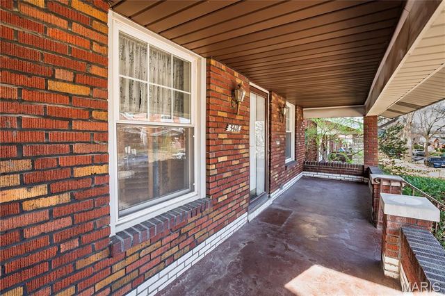 5418 Milentz Avenue, St Louis, MO 63109