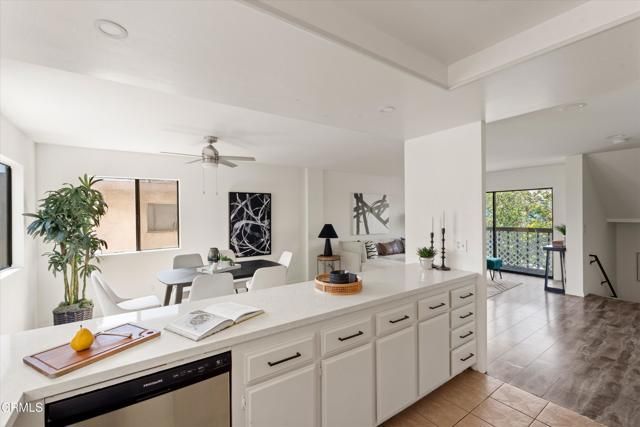 850 W 157th Street 6, Gardena, CA 90247