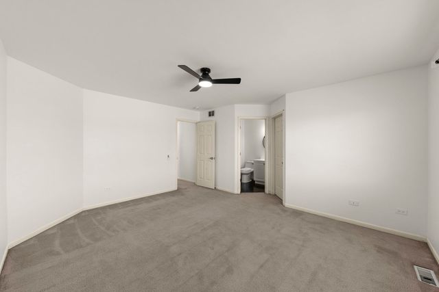 2430 Caton Crest Court, Crest Hill, IL 60403