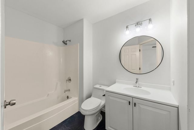 2430 Caton Crest Court, Crest Hill, IL 60403