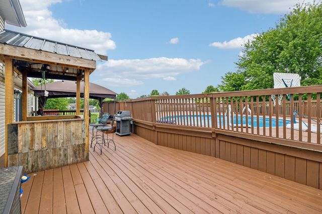 2808 Belle Meade Pl, Columbia, TN 38401