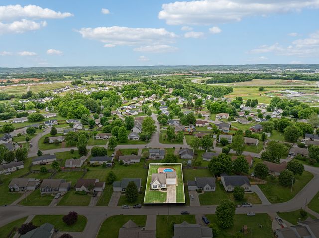 2808 Belle Meade Pl, Columbia, TN 38401