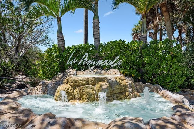 504 La Peninsula BLVD 504, Naples, FL 34113
