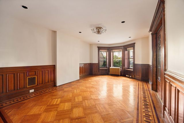 230 LINCOLN Road, New York City, NY 11225