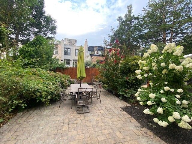 230 LINCOLN Road, New York City, NY 11225