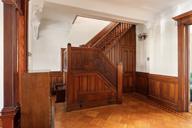 230 LINCOLN Road, New York City, NY 11225