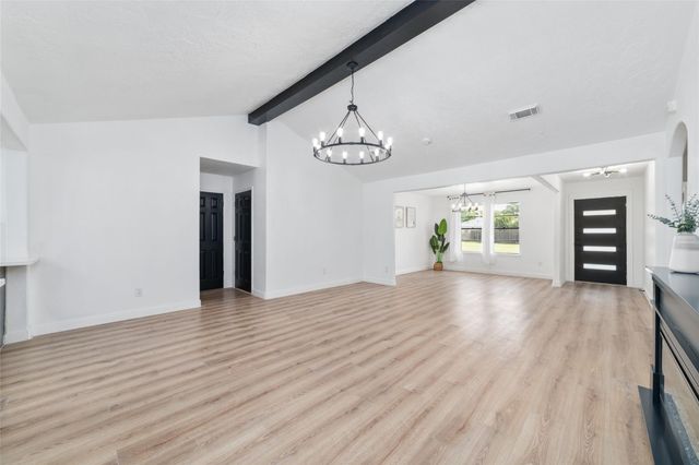 12339 Huntington Field Drive, Houston, TX 77099