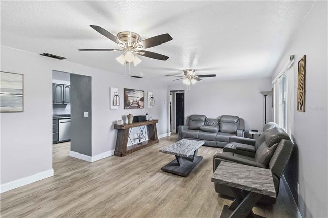 315 S ORANGE AVENUE, Fort Meade, FL 33841